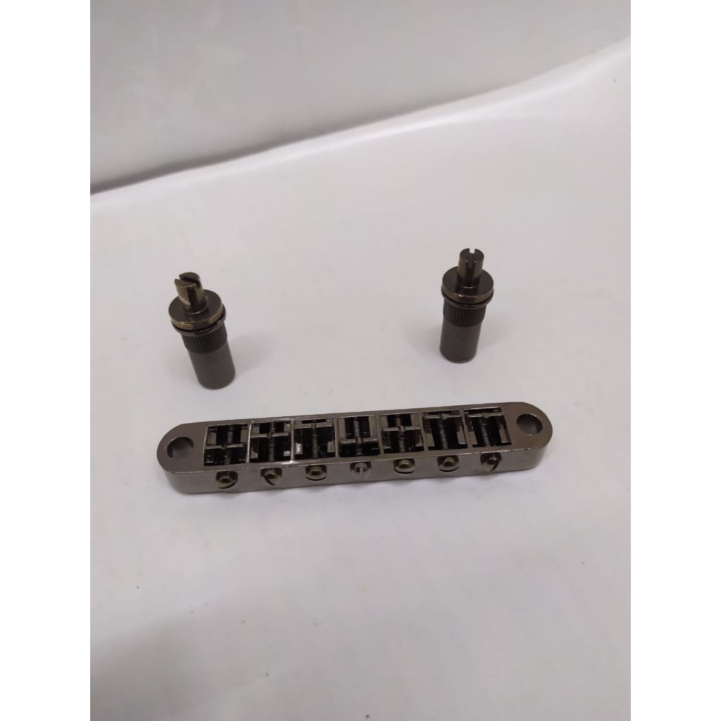 bridge gitar 7string  model lespaul