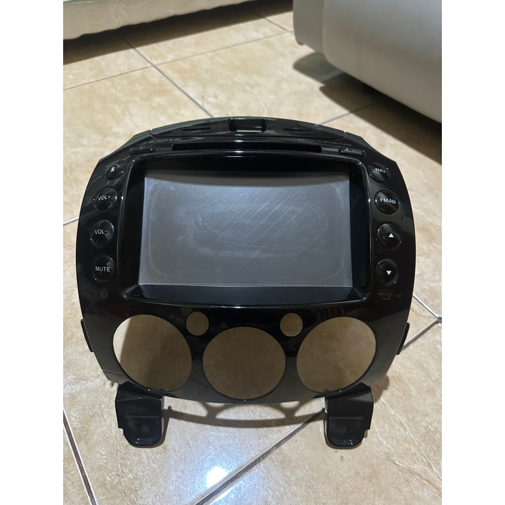 head unit mazda2 tahun 2012