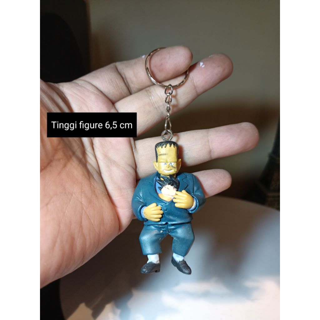 gantungan kunci action figure frankenstein and son dragon ball