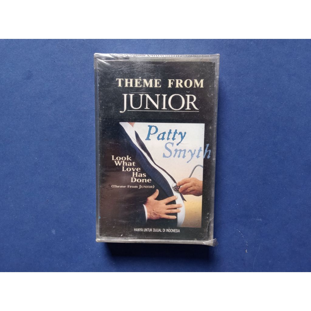 Kaset Pita Patty Smith Look What Love Has Done ( Theme From Junior ) Prod Ris Music Wijaya Intl ( MC