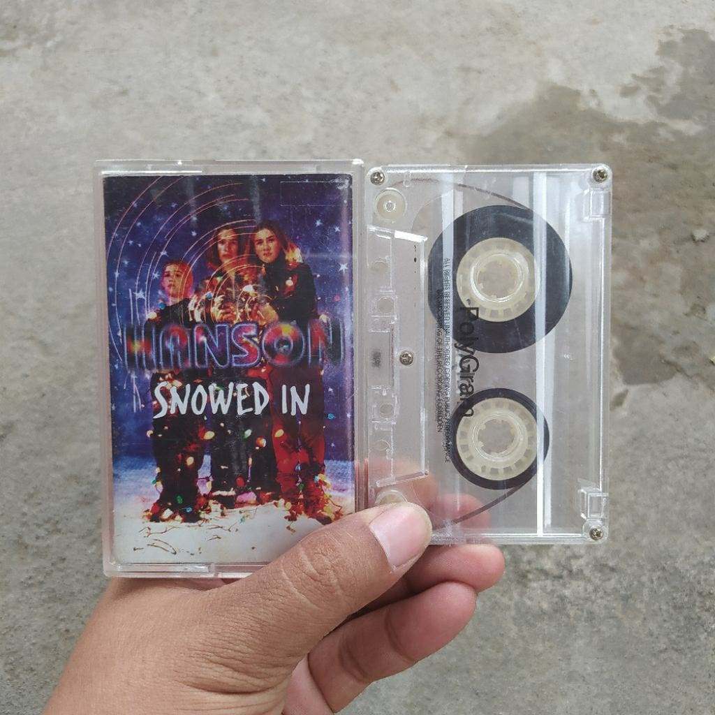Kaset Pita Hanson - Snowed In