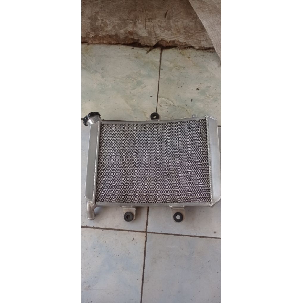 Radiator qtt curve gambot  ninja rr