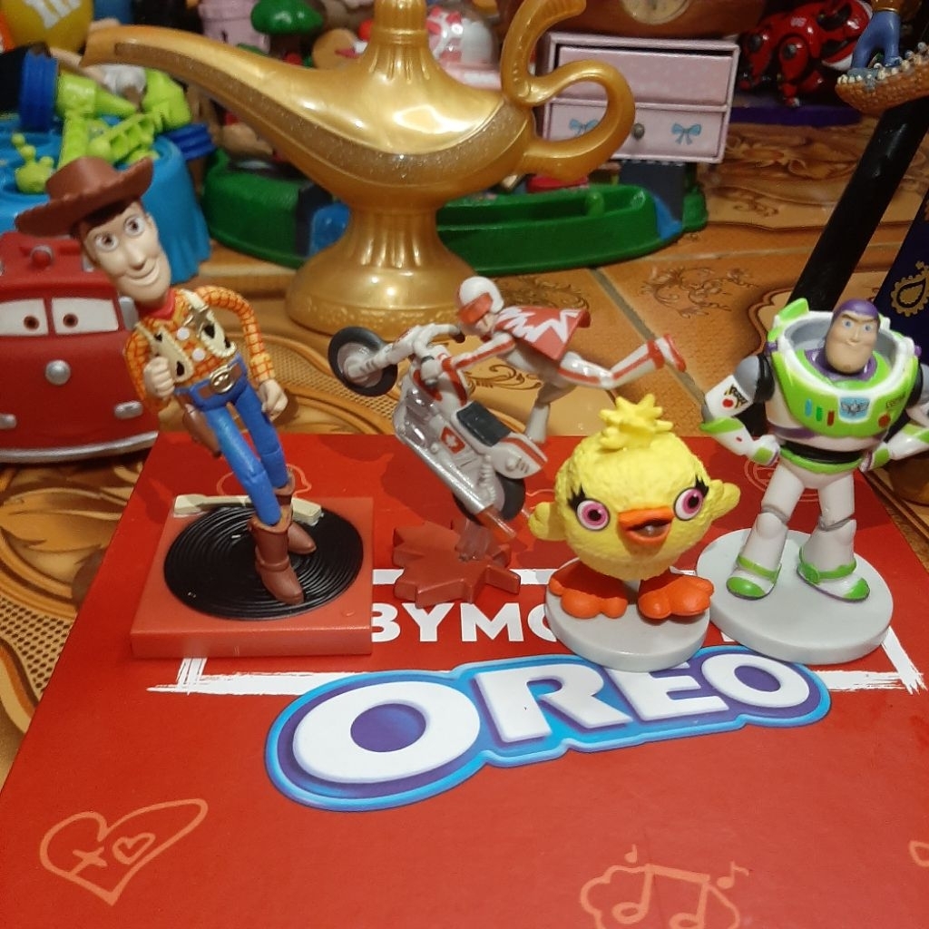 figur toy story disney pixar woody , duke bomm , buzz lightyears , bebek , duke boom