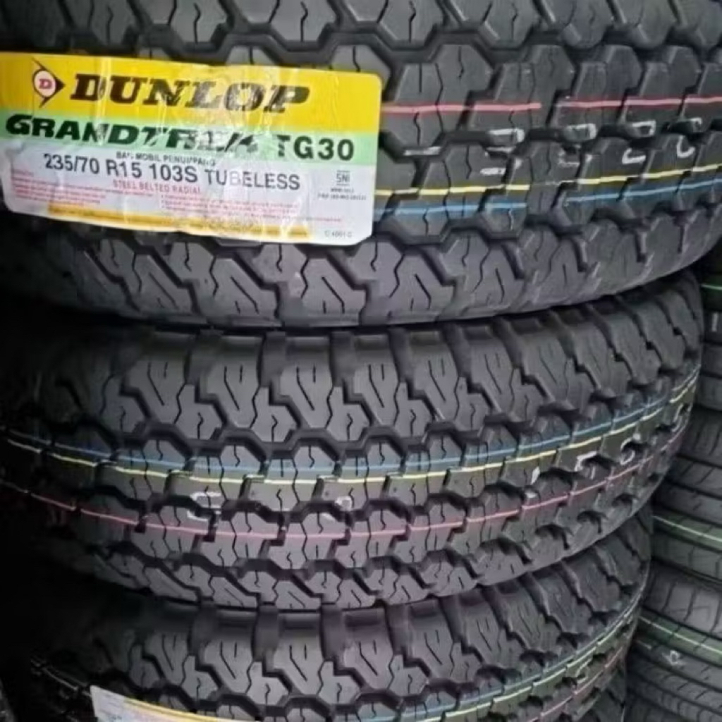 BAN PANTHER, TERRANO DUNLOP GRANDTREK TG30 235/70 R15