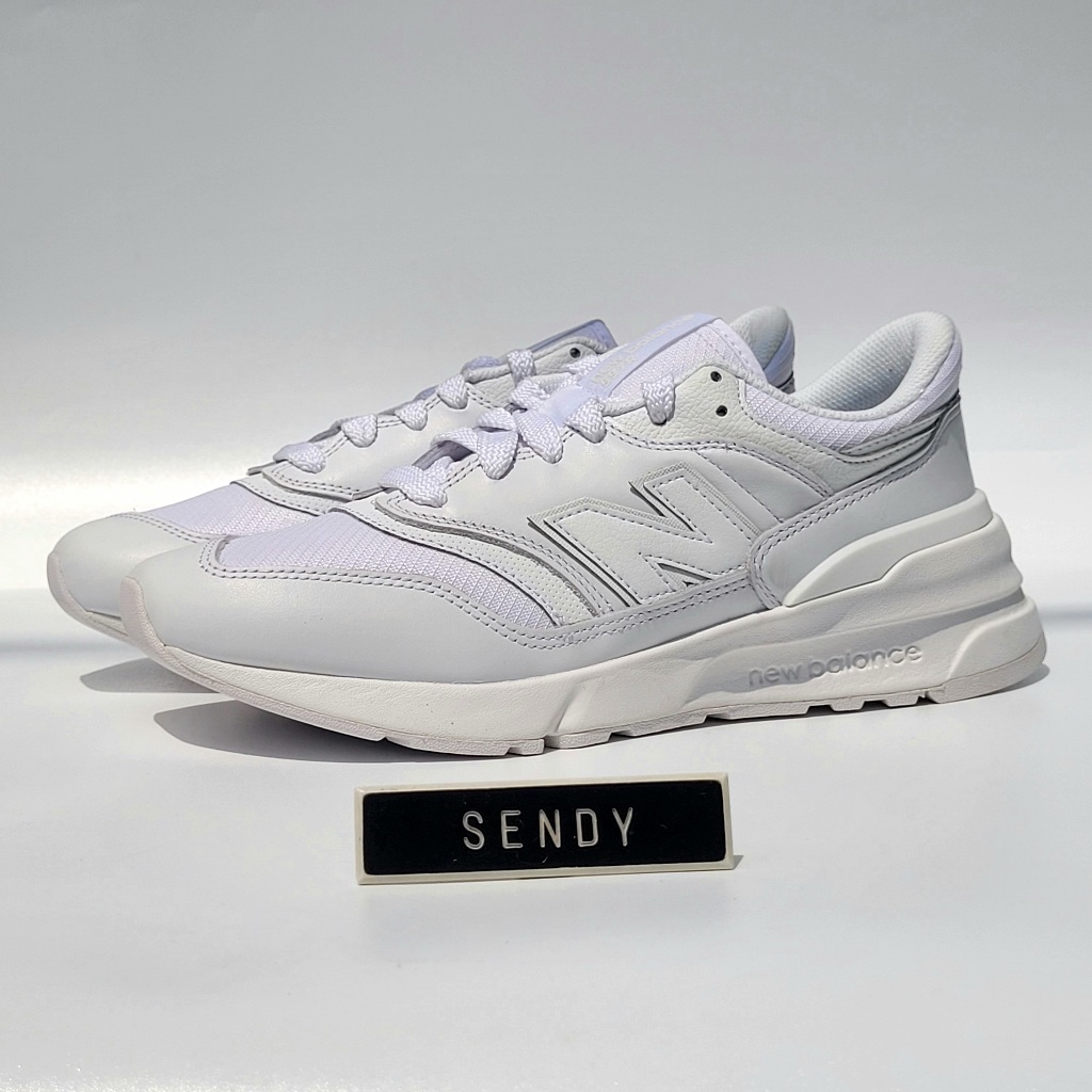 New Balance NB 997 Original Sepatu Casual Pria Sneakers Sneaker Triple White U997RFA