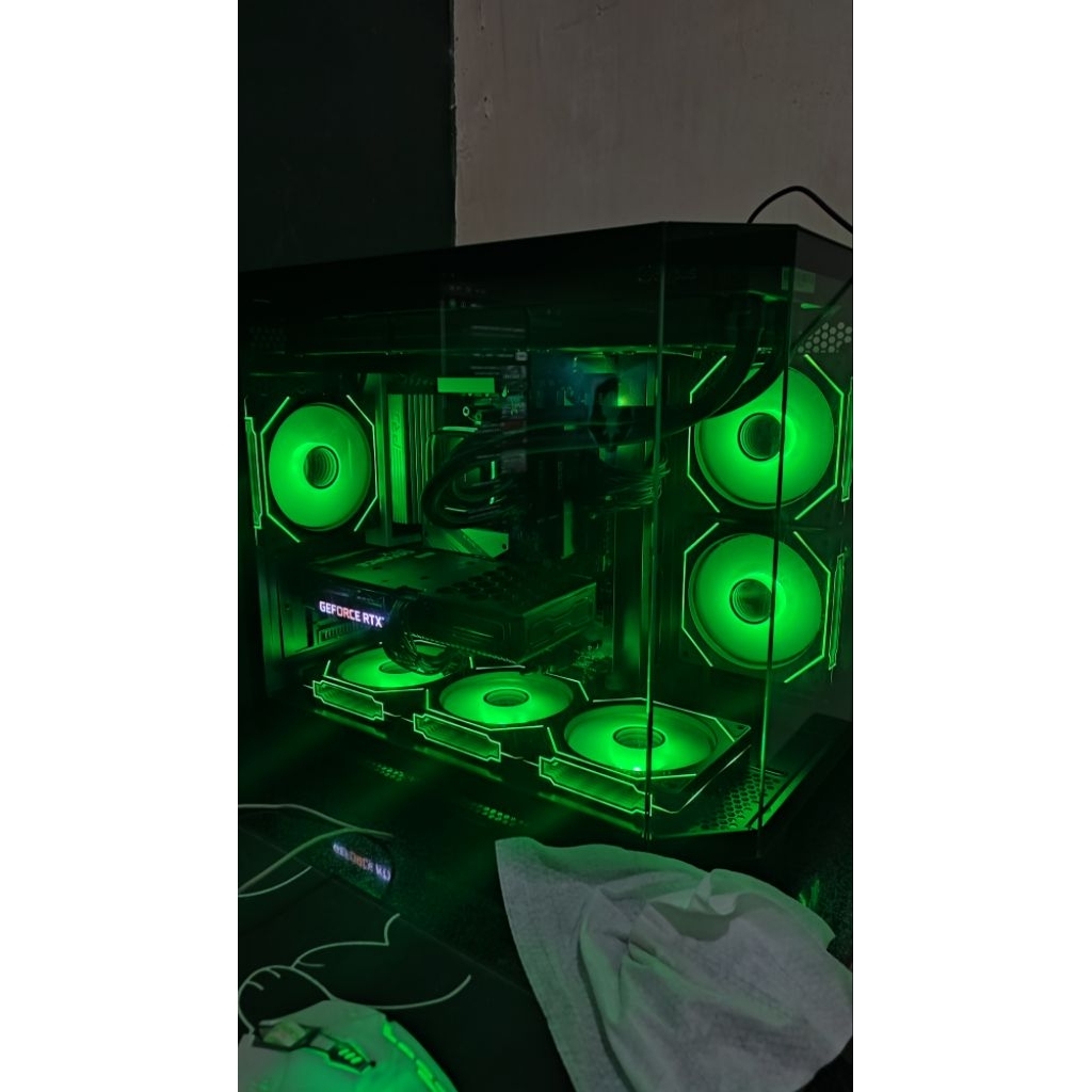 PC GAMING/EDITING