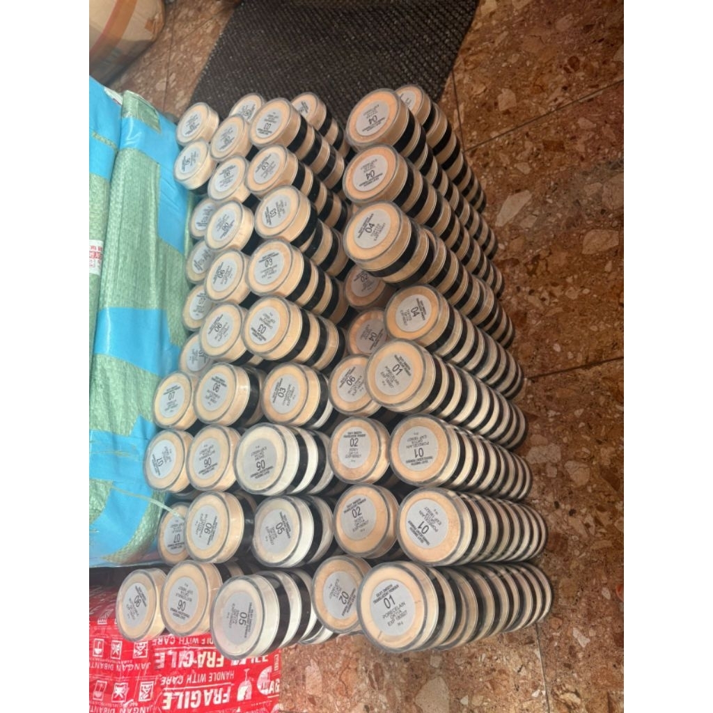 make over bedak tabur