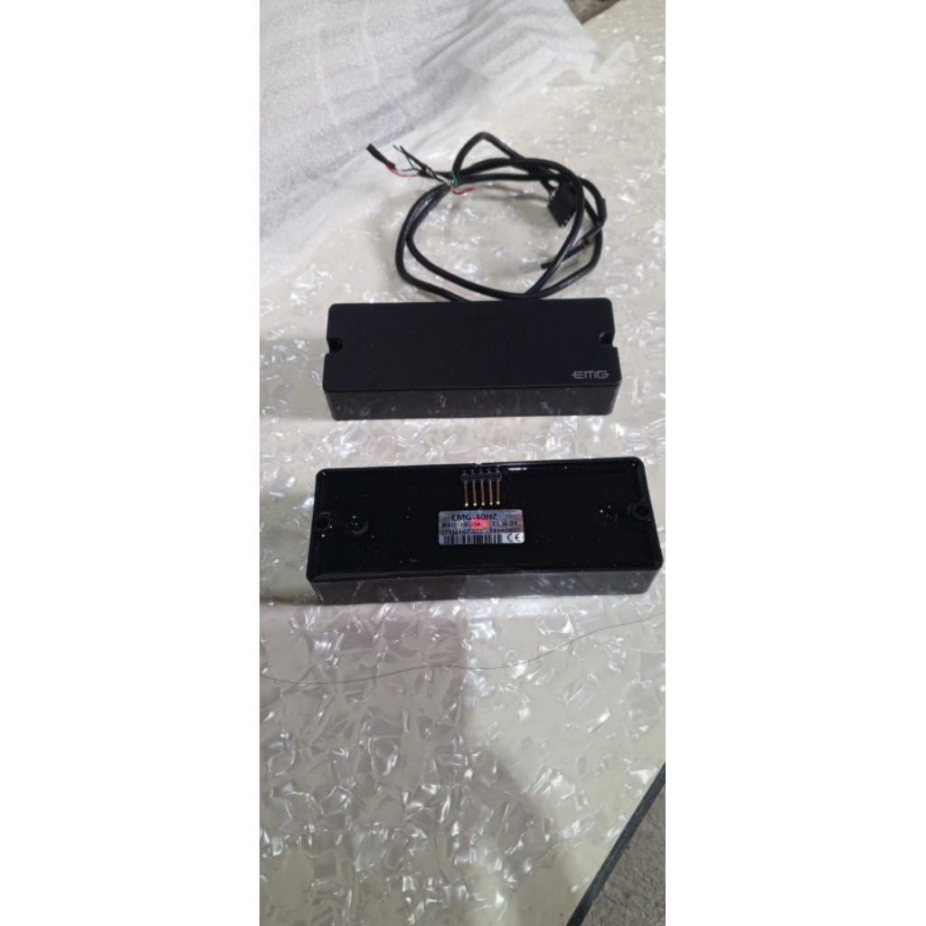 pick up bass EMG40hz