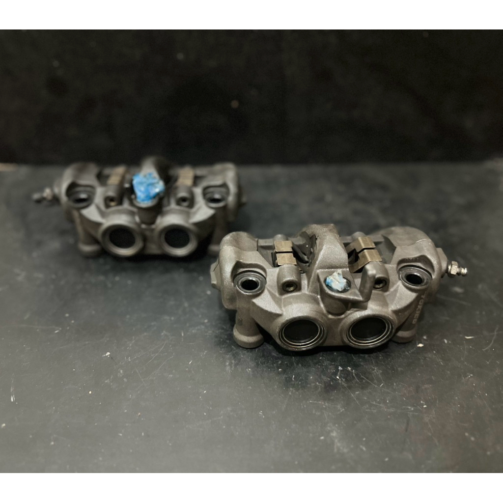 kaliper caliper depan 4p 4 piston tokico gsx kacamata moge kanan kiri pitch 108 p108 original