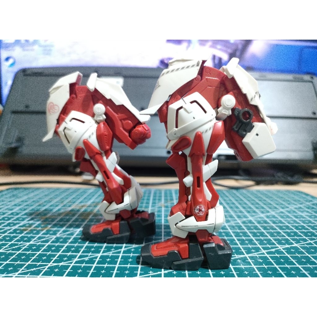 MG 1/100 Astray Red Frame Gundam Parts Legs Daban Gundam Junk