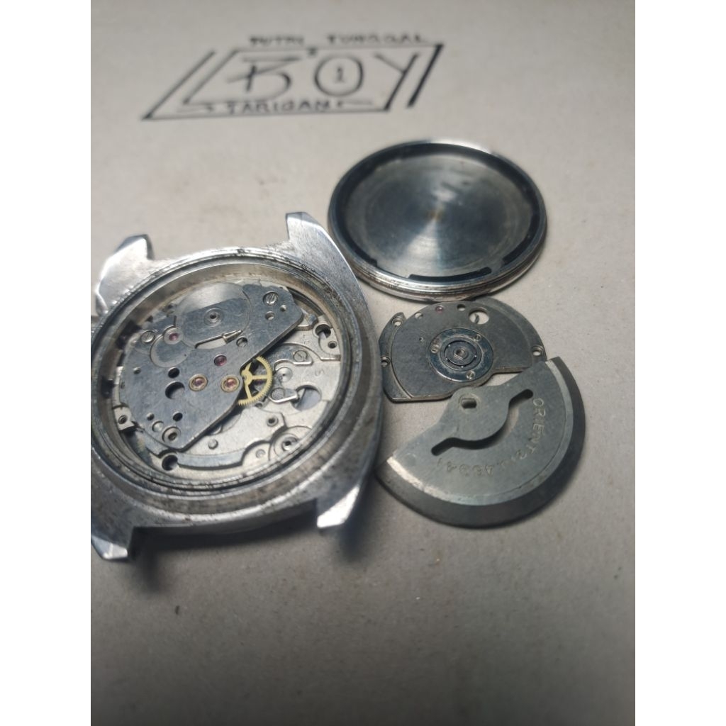 jam second orient AAA bahan