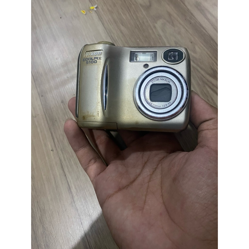 DIGICAM NIKON COOLPIX 5100
