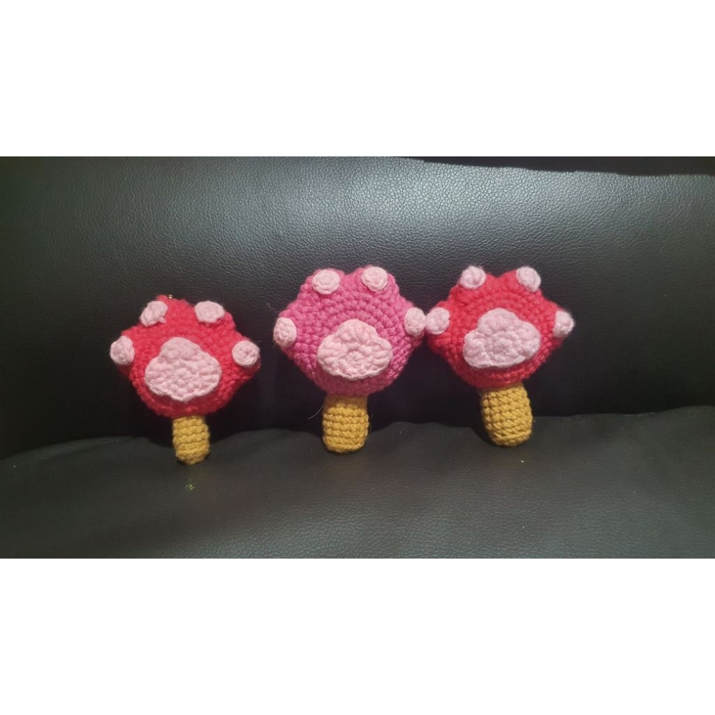 Zootopia paw popsicle gantungan kunci