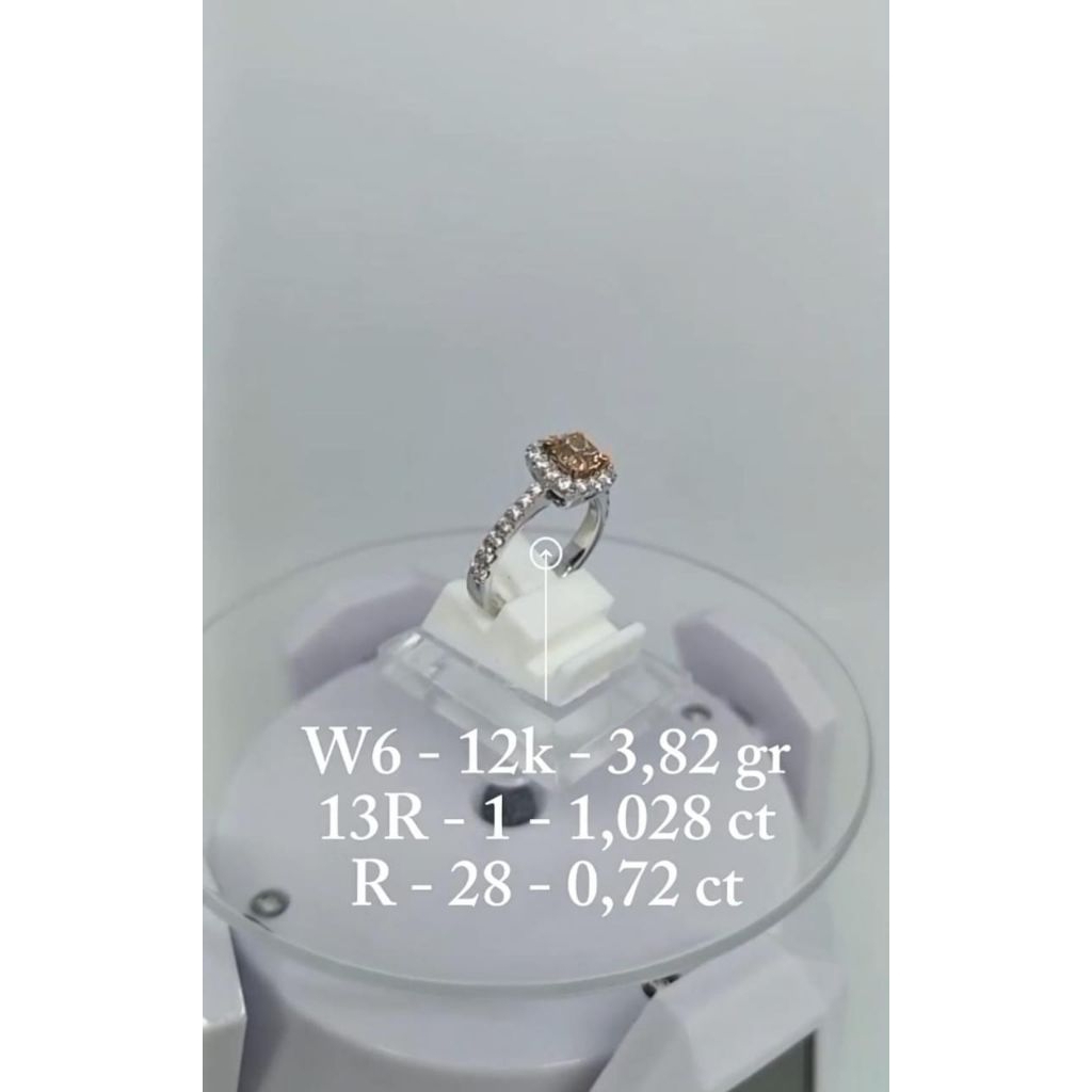 Cincin Berlian dan Emas