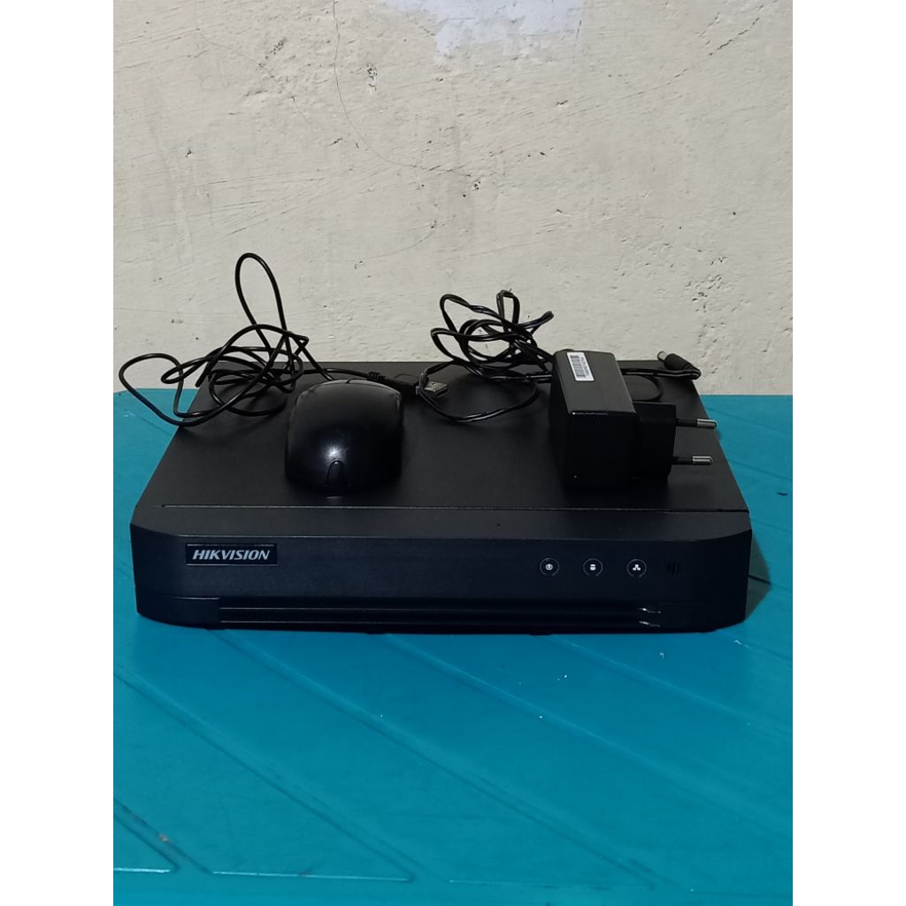 DVR HIK VISION 8 CHANEEL