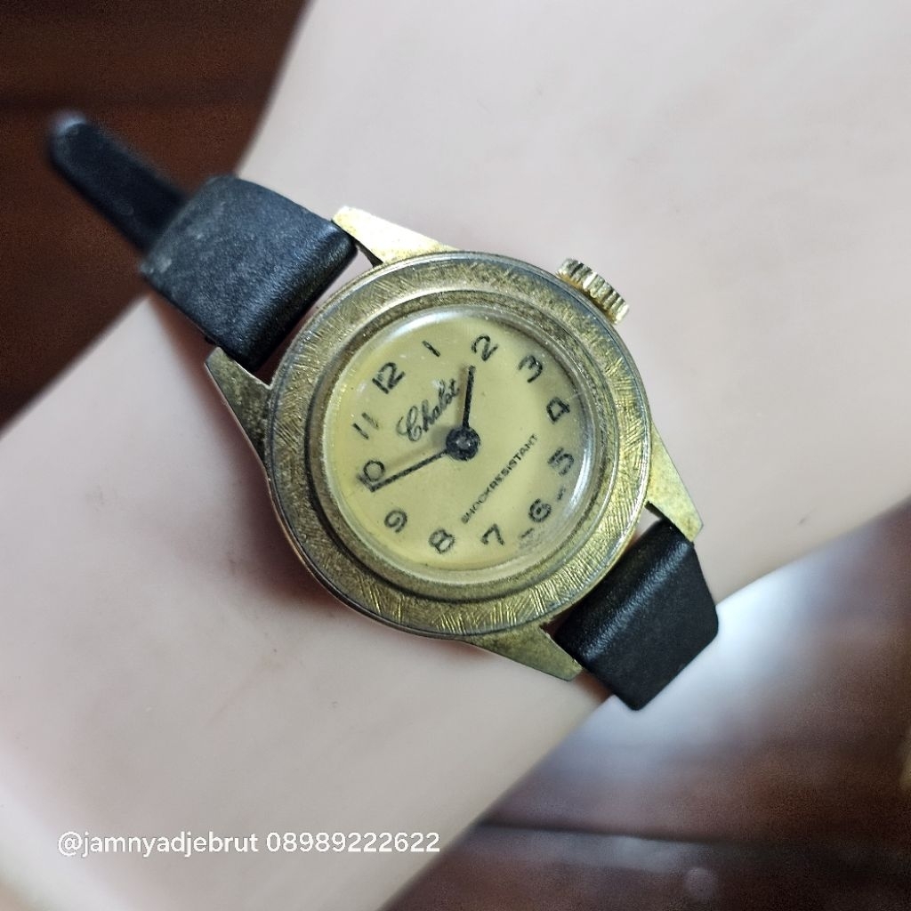Jam Chalot Swiss Manual Hand Winding Gold Vintage Ladies Bekas