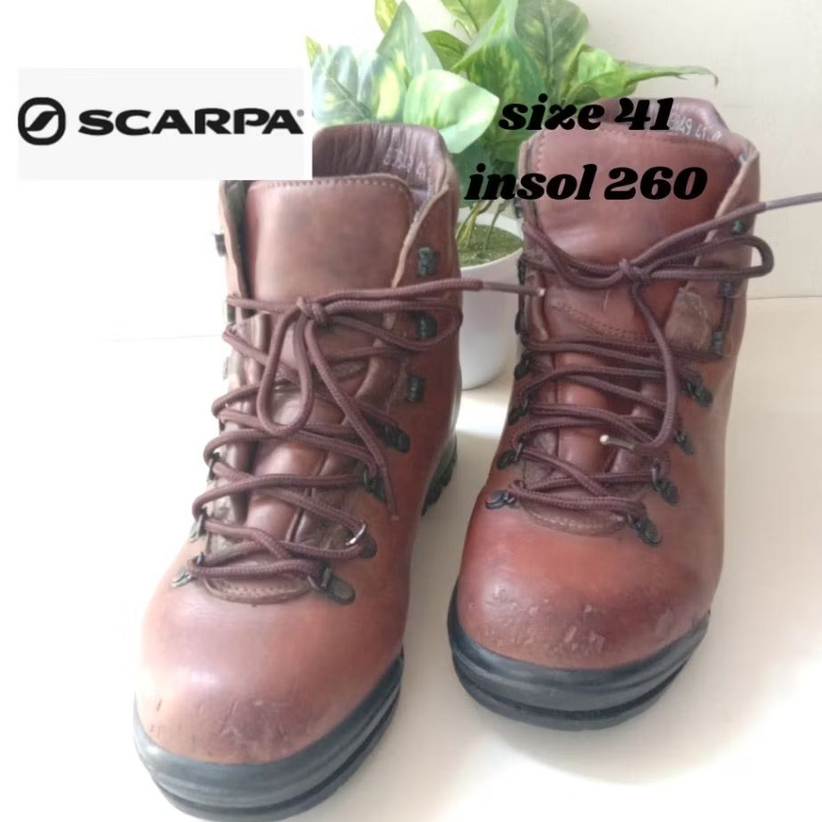 sepatu hiking scarpa