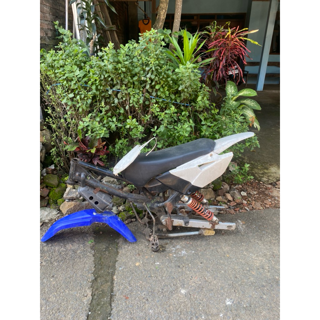 FRAME SETT RANGKA GTX  BODY YZ 85 ( VEGA, JUPITER, FIZ R, SUPRA 110,SUPRA 125, BLADE, SHOGUN, SMASH)