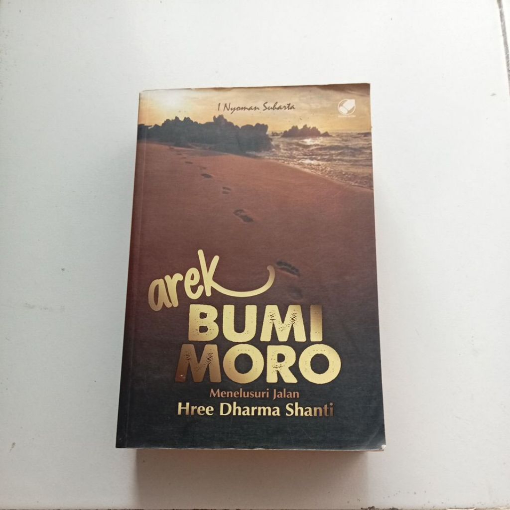 arek bumi Moro menelusuri jalan hree dharma shanti