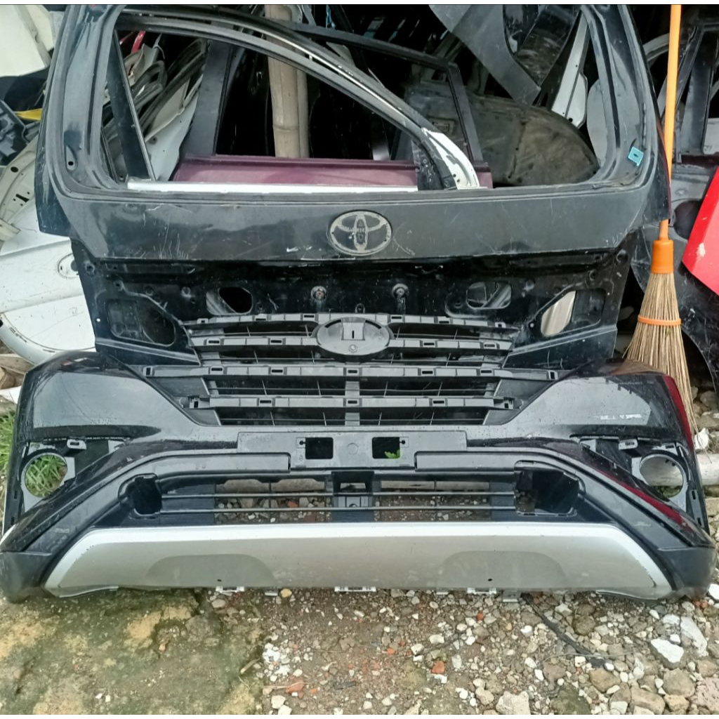 Bemper depan Rush 2019