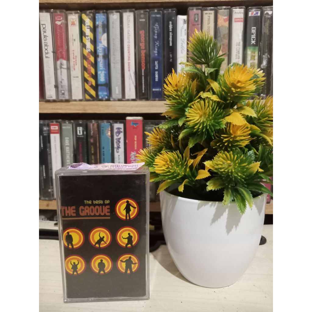 KASET THE GROOVE BEST OF