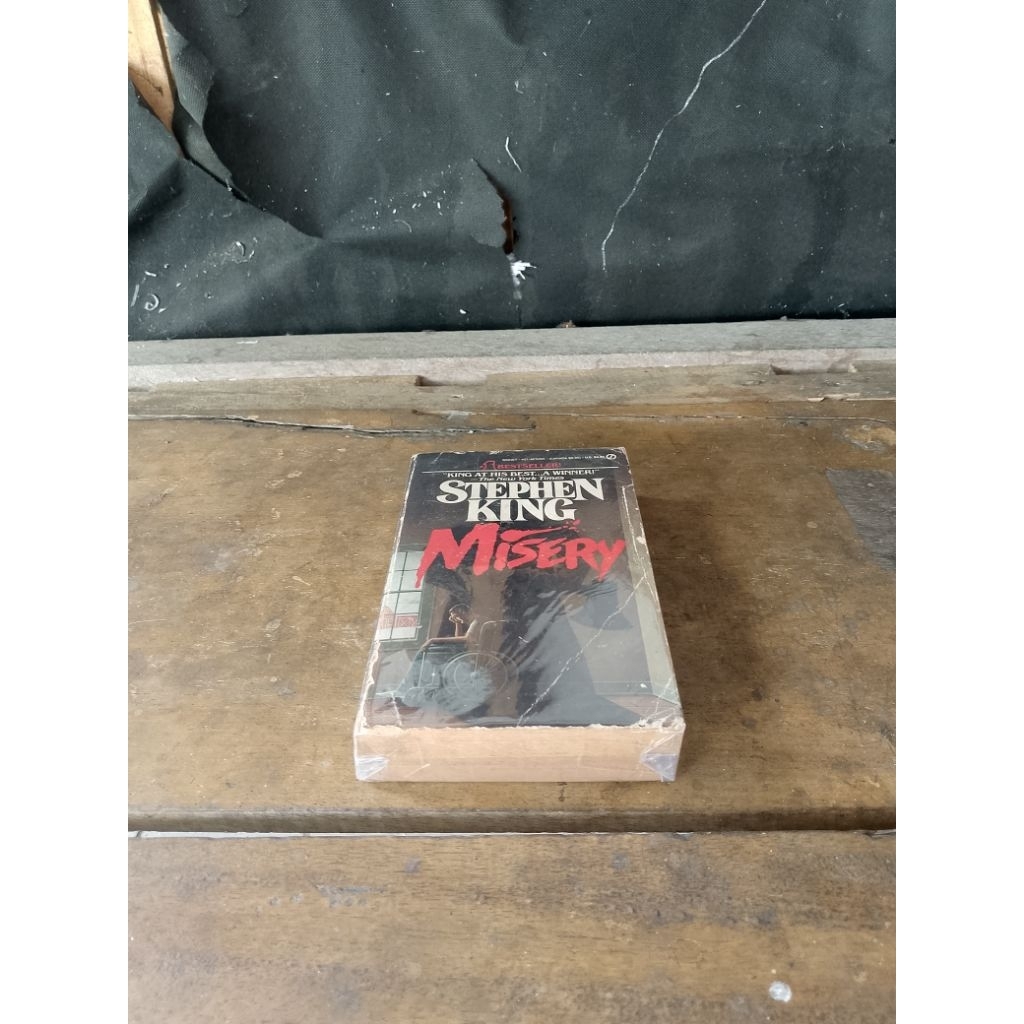 Novel Import Misery - Stephen King