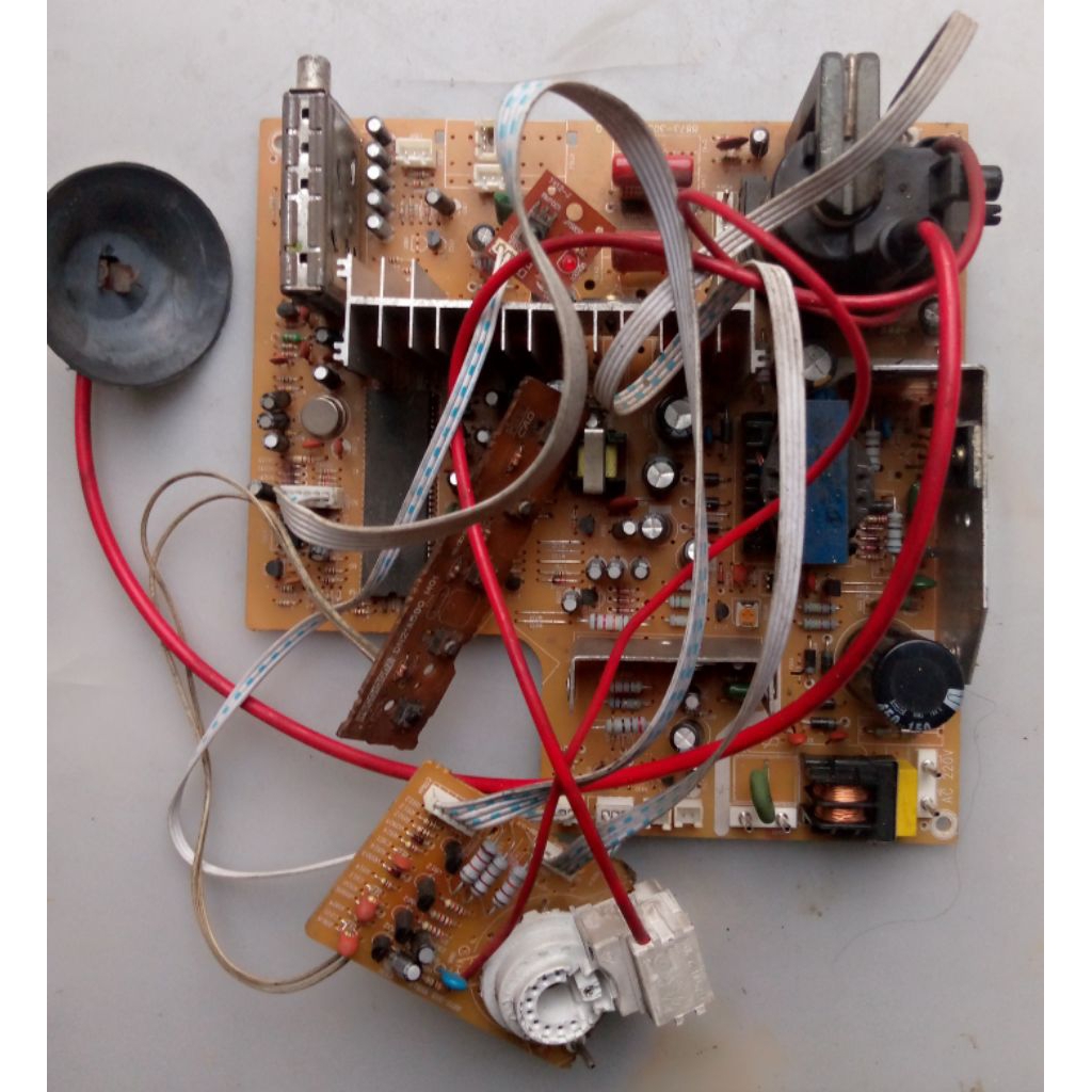 mesin tv cina,tabung 14/21inch cabutan komponen lengkap,cabutan,blum tes/gambling