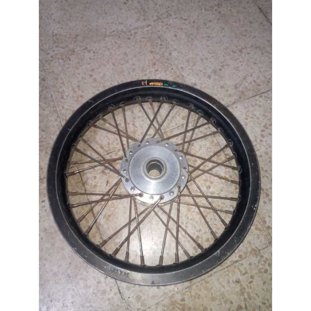 Velg Ruji Depan Honda Vario 110 Karbu pnp Scoopy Beat Ring 14 Bekas