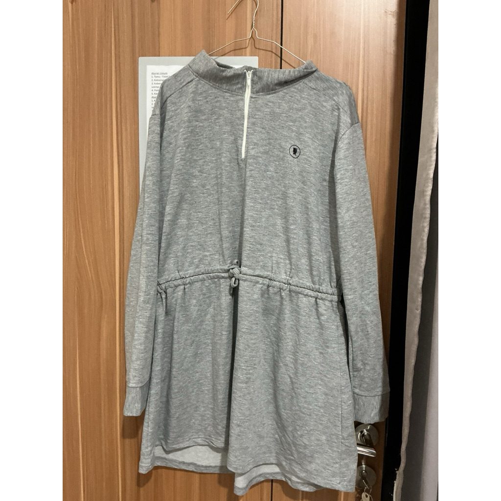 (PRELOVED) KAOS OLAHRAGA