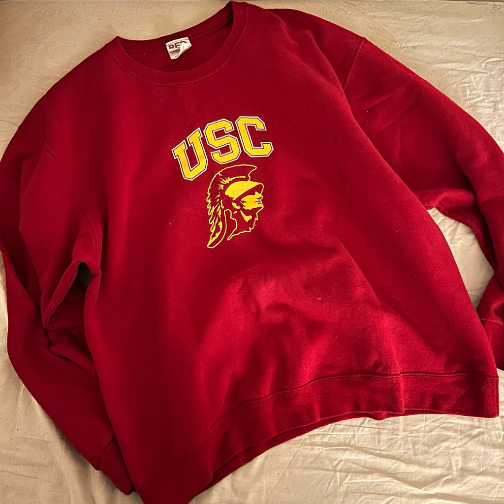 usc red oversized sweater