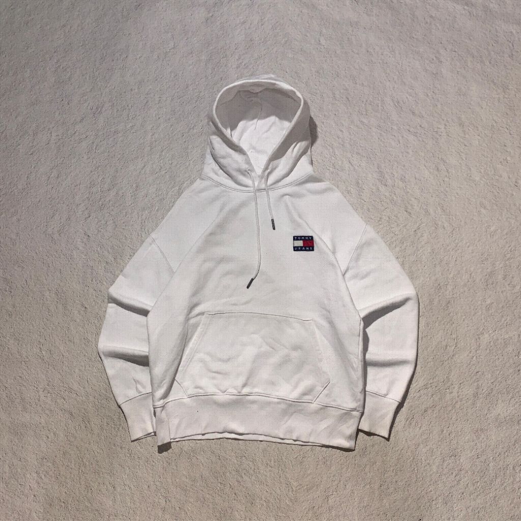 HOODIE BY TOMMY JEANS