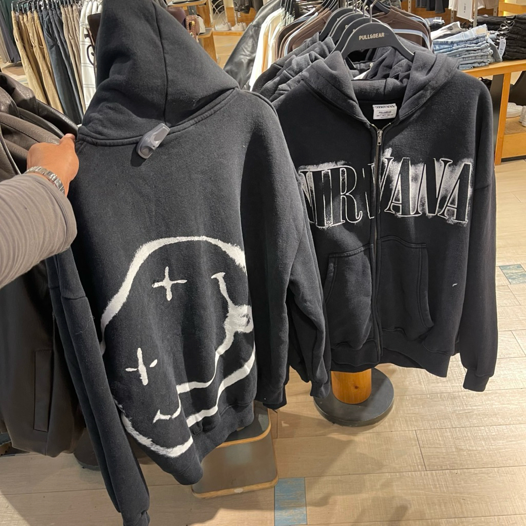 Hoodie Nirvana PULL&BEAR MEN Jastip (jasa titip)