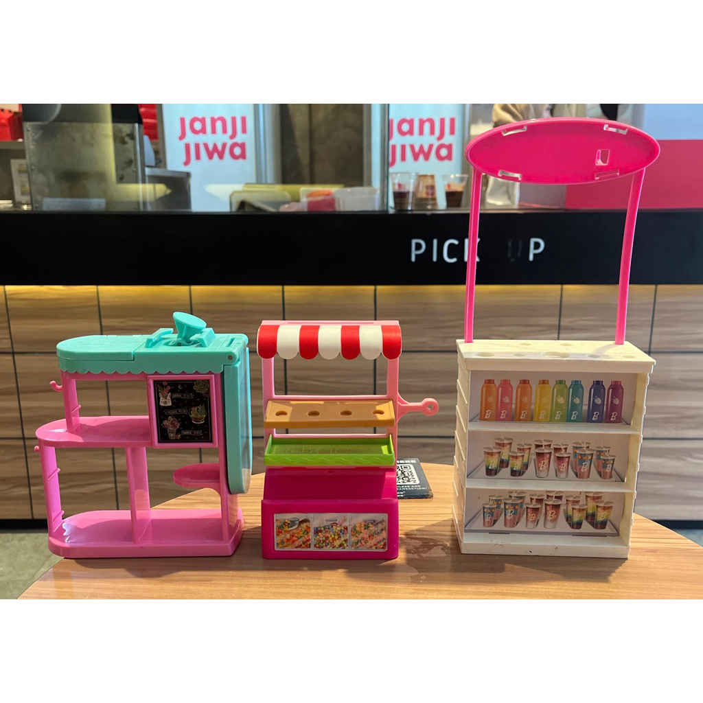 Perabotan Barbie Mattel