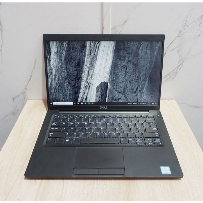 Laptop Dell Latitude 7390 Core i7 Gen 8 RAM 8GB SSD 256GB Ultra Slim