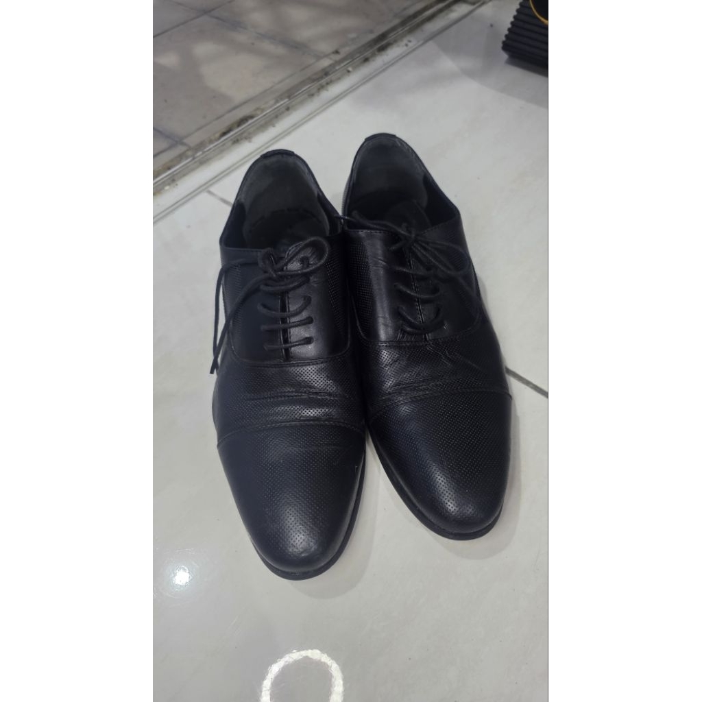 sepatu fantofel pria everbest original black size 41 sepatu pantofel pria sepatu formal kerja pria s