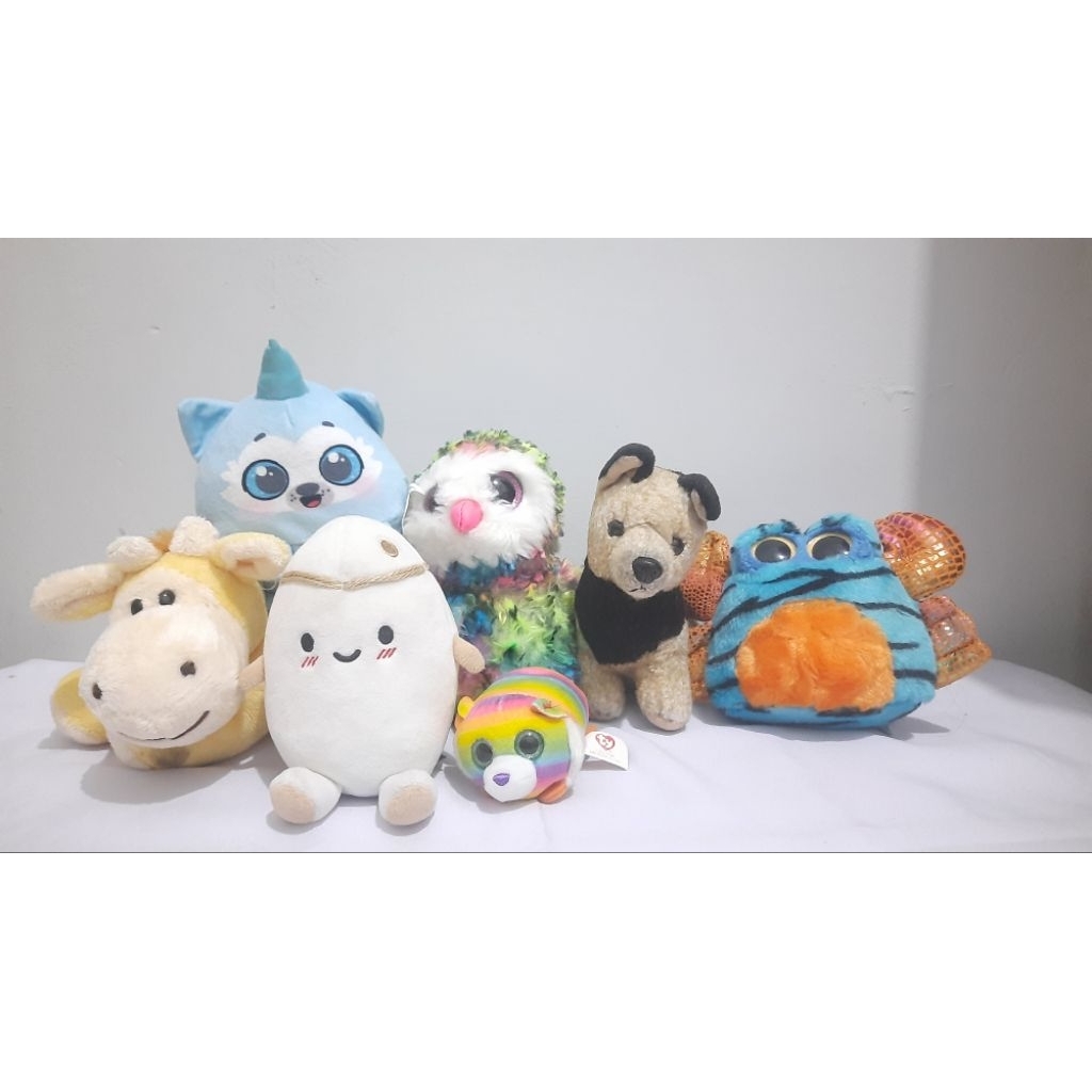 take all boneka kecil
