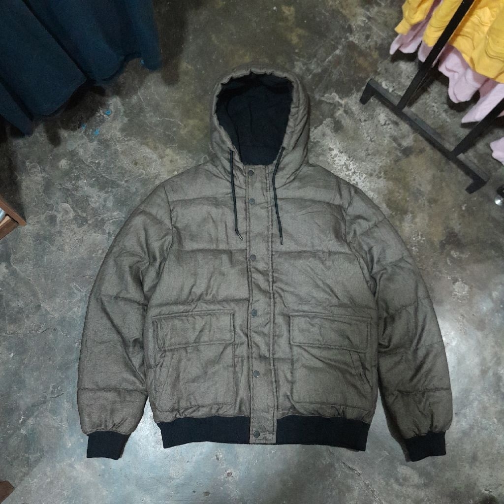 BERSHKA PADDED PUFFER HERRINGBONE JACKET DARK OLIVE