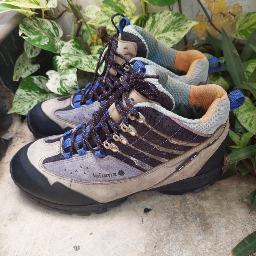 sepatu gunung second lafuma size 43(28cm)