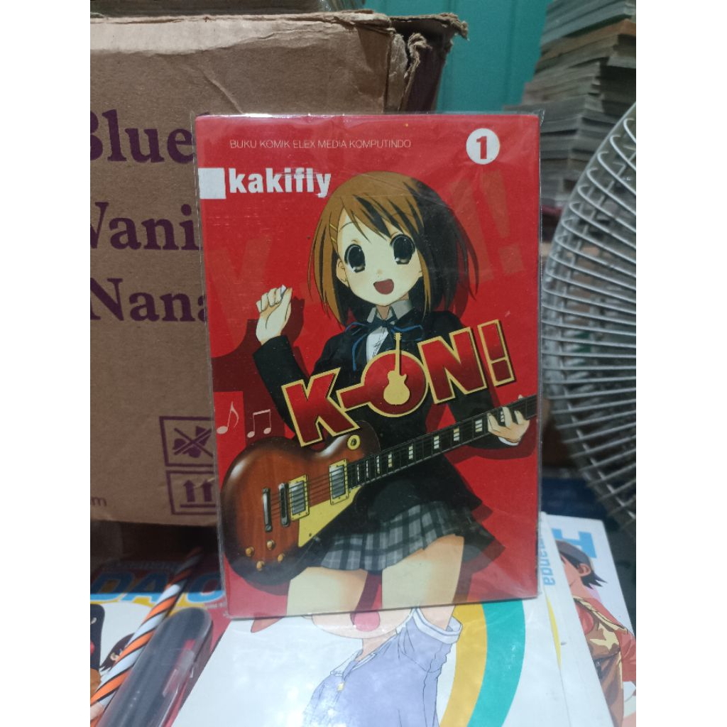 Komik K-on 1 segel / Komik K-on vol 1 segel / komik K on 1 segel / komik K on vol 1 segel