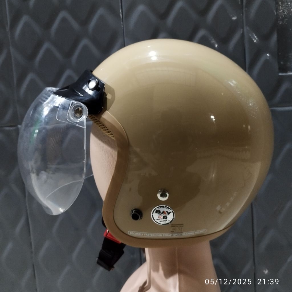 Helm bogo solid/Helm bogo dewasa list coklat/Helm bogo original SNI BAY