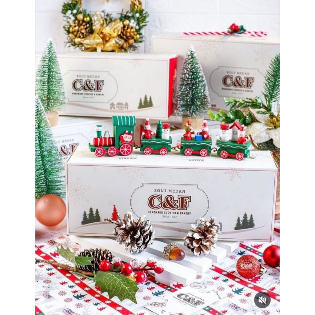 HAMPERS NATAL CHRISTMAS HAMPERS BOLU GULUNG MEDAN C&F TANPA PELEMBUT TANPA PENGAWET BOLU GULUNG C&F 