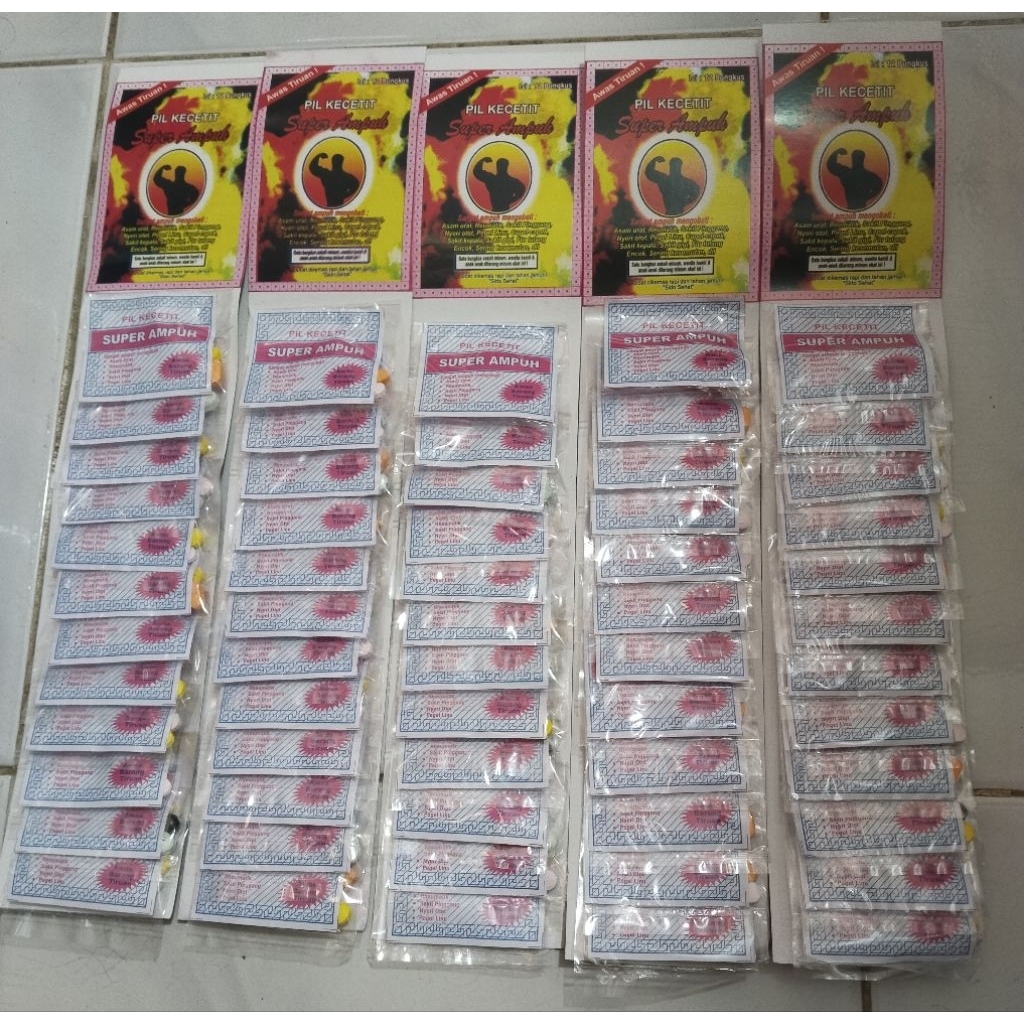 promo pil kecetit / super kecetit super ampuh 10 hanger @12sct