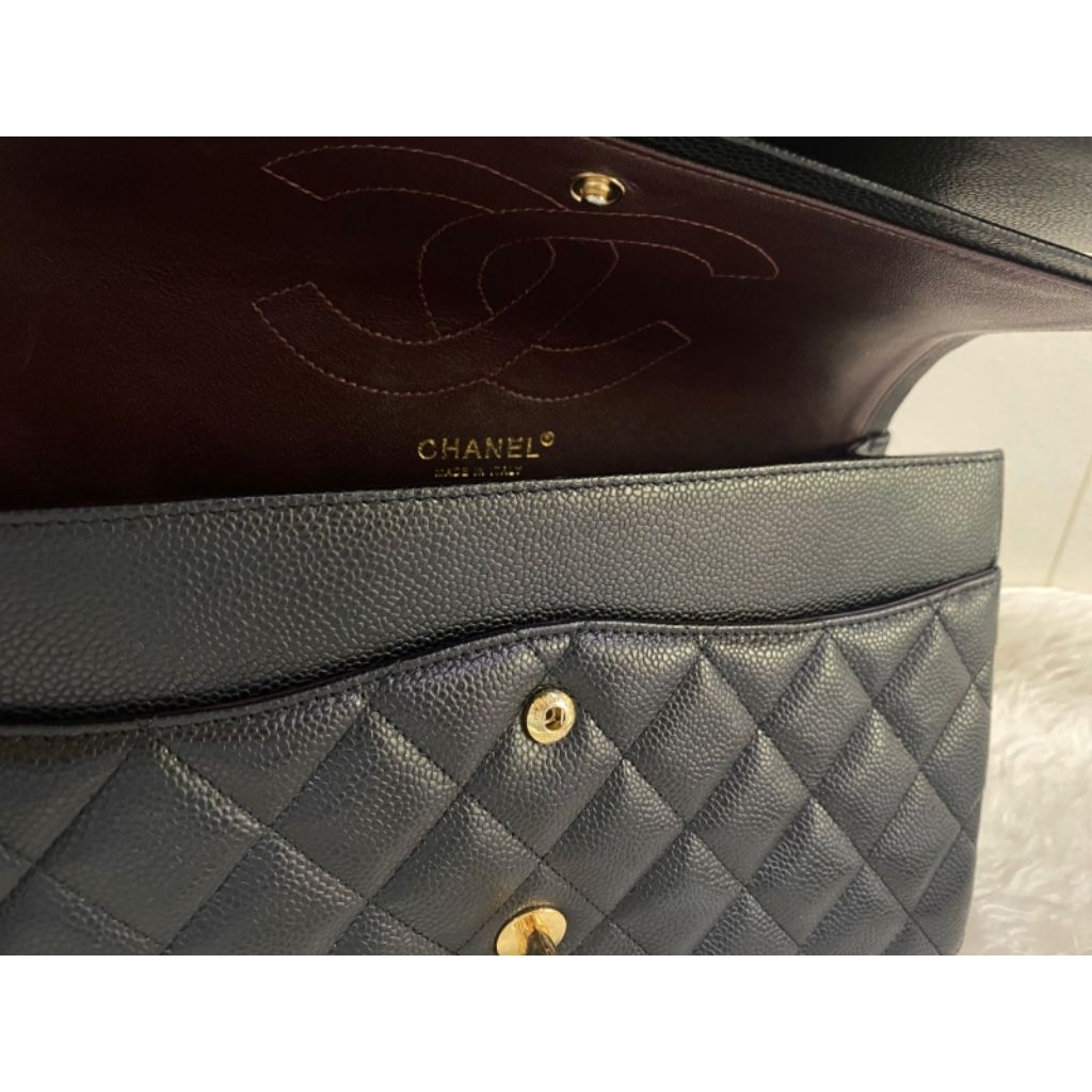 Chanel Classic black GHW, size 30