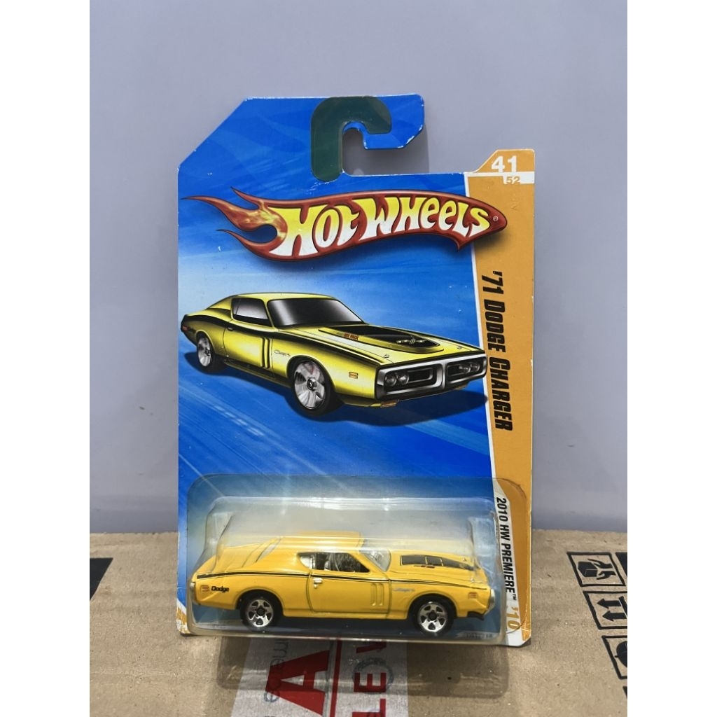 hot wheels '71 dodge charger