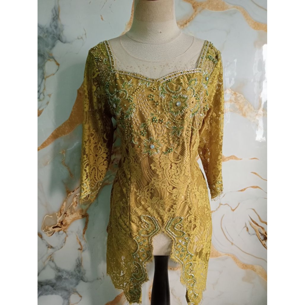 atasan kebaya warna hijau pupus ld 98-100