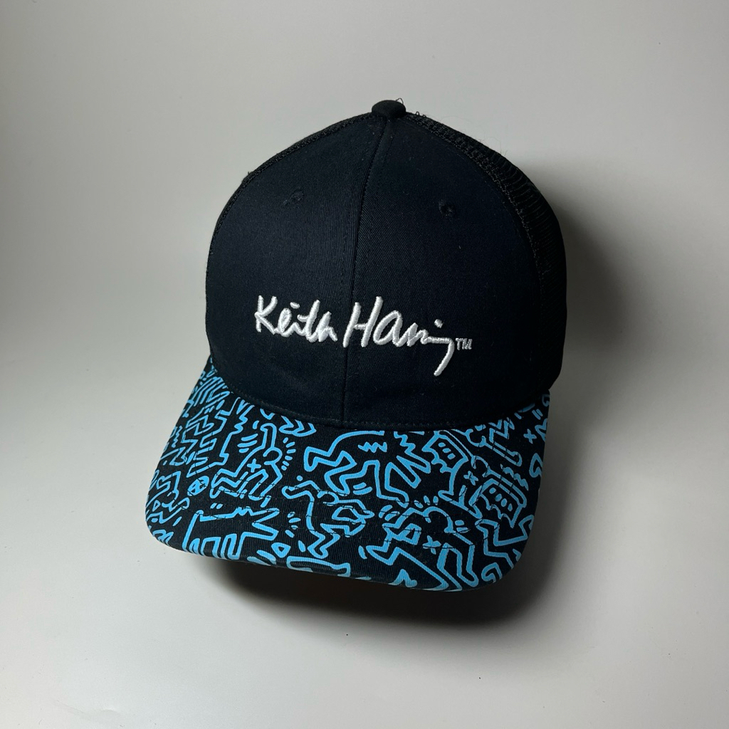 Topi Keith Haring Hitam