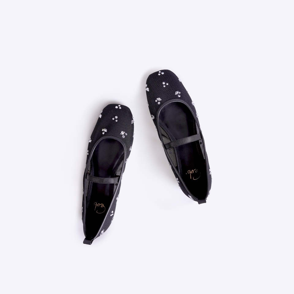 Everbest EVB Melody Flat Shoes Wanita Almond & Black