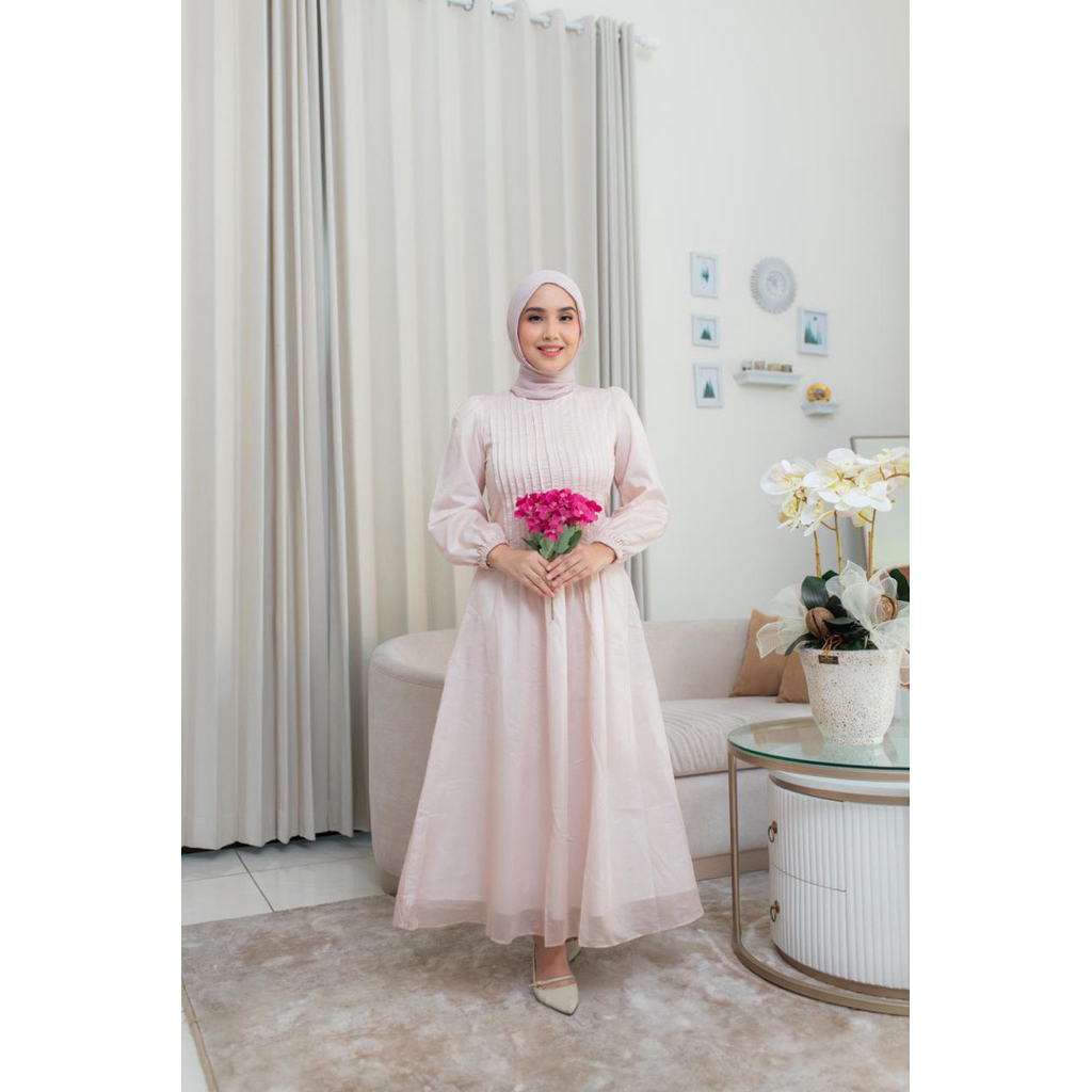 Solene dress puffy sleeves by saine.clo ramadhan iftar puasa bukber rayya outfit