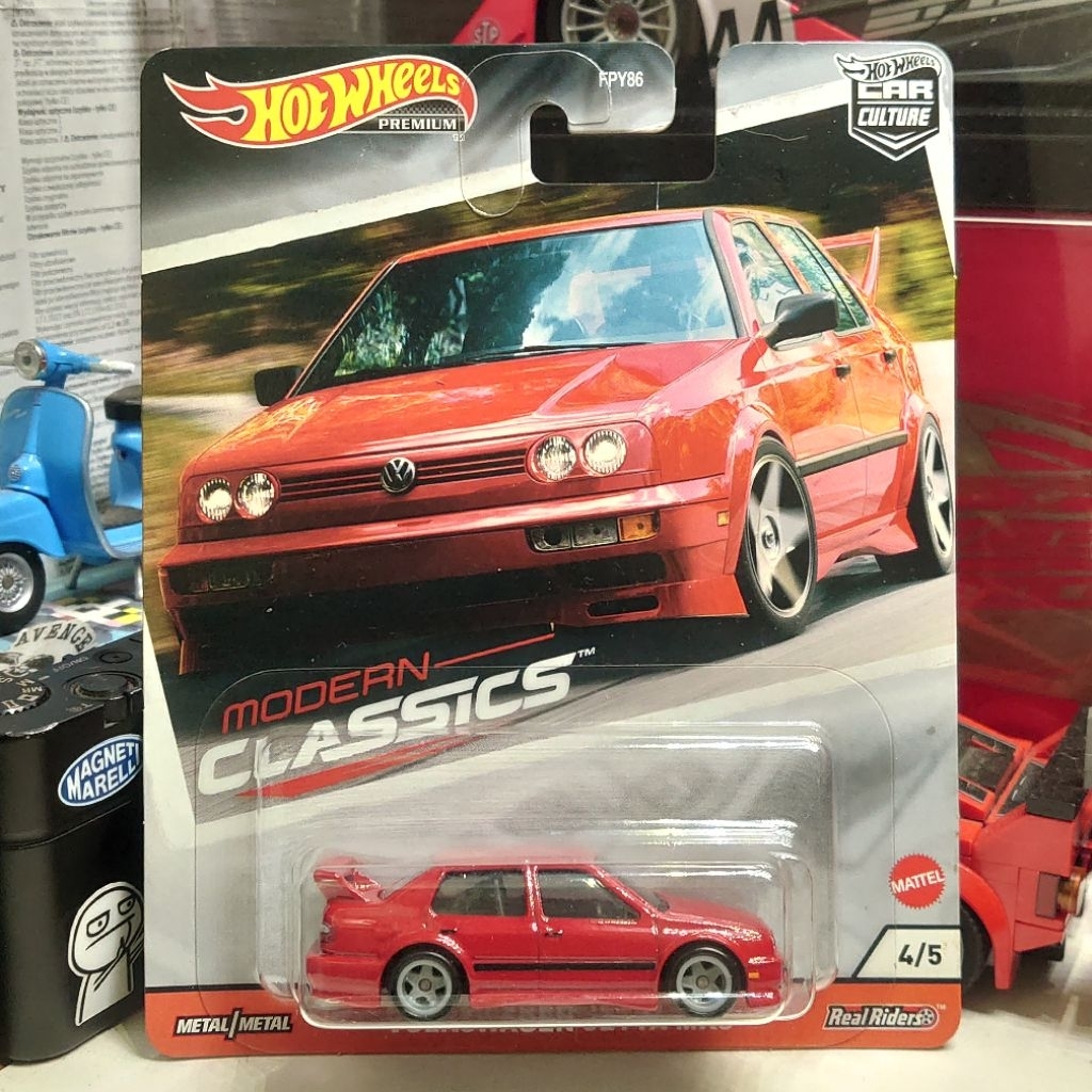 Hot Wheels Modern Classics Volkswagen Jetta MK3