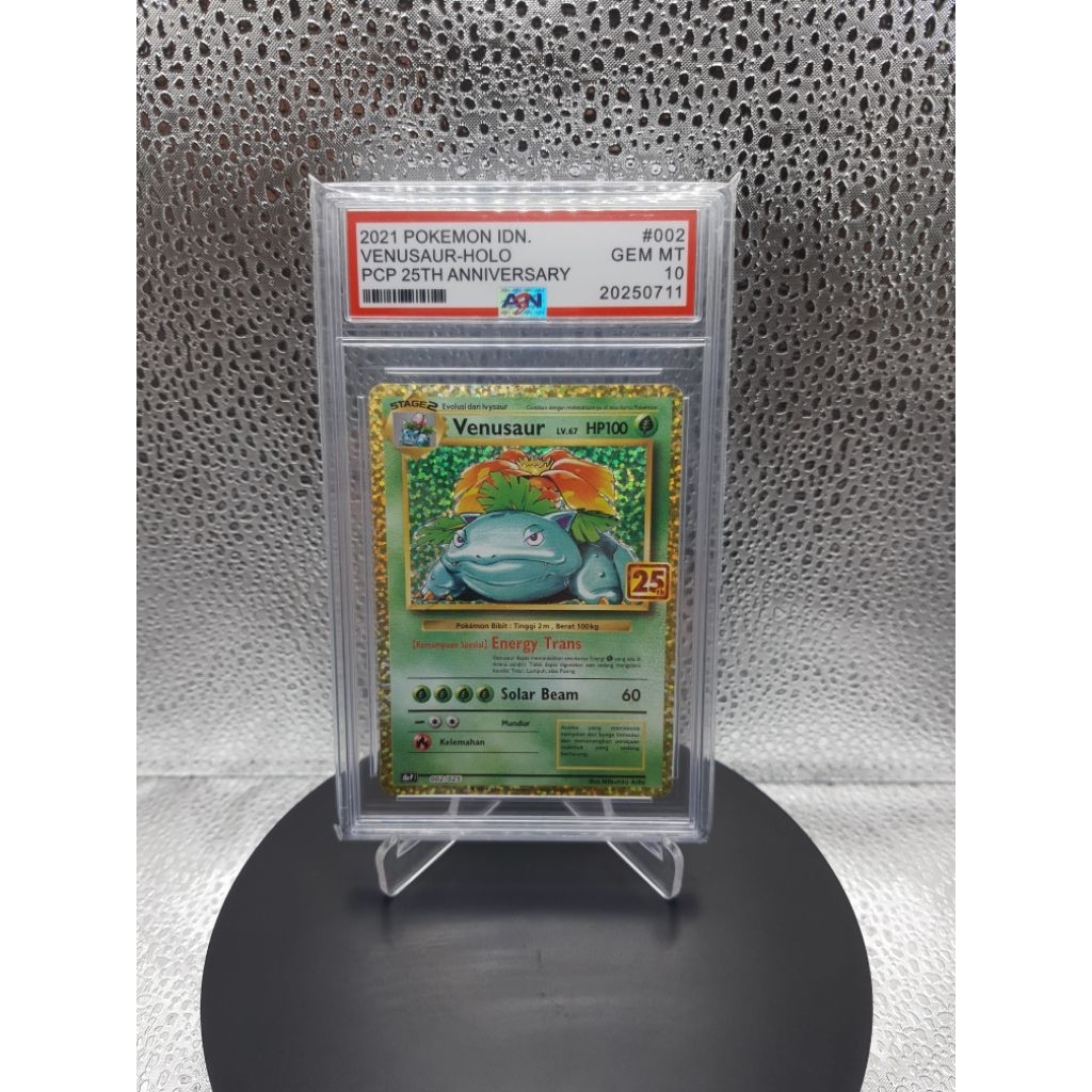 Kartu Pokemon 2021 Pokemon IDN PCP 25th Anniversary #002 Venusaur - Holo with Slab Grading AZN 10